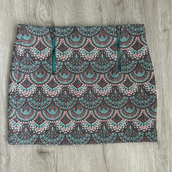 Zara Trafaluc Mini Skirt, Sz 5 - Picture 1 of 7
